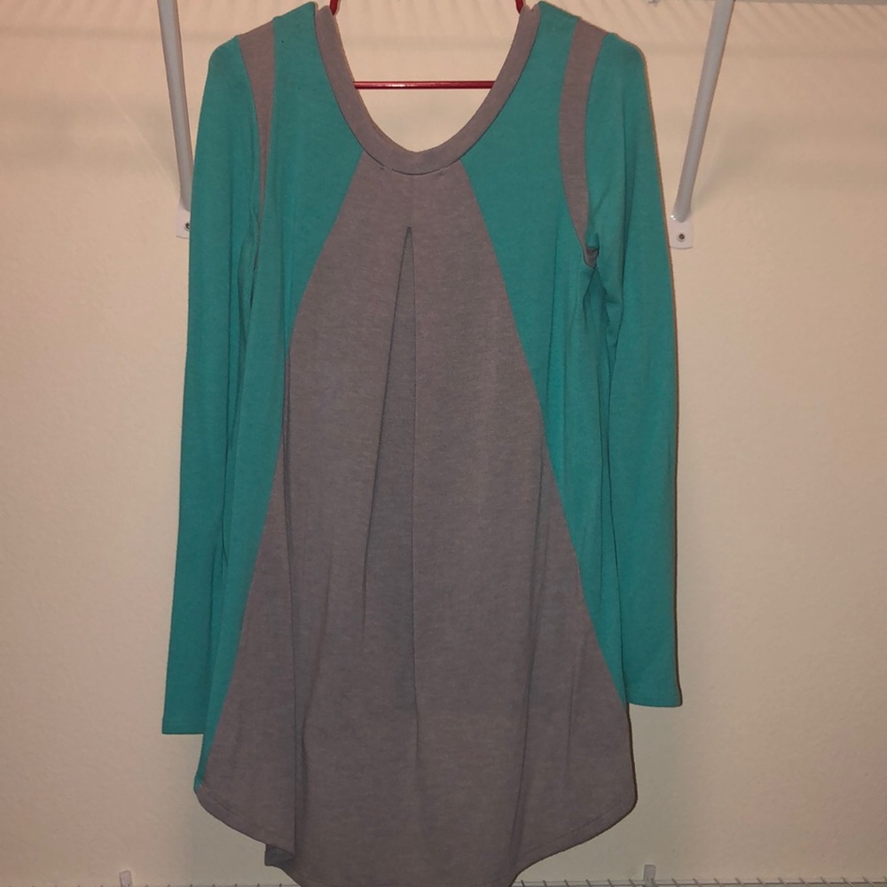 Sweater - Picture 3 of 3